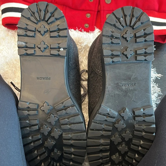 Prada Linea Rosa Felt Lace-Up
Shearling Fur-Lined Combat Boot - Picture 7 of 7